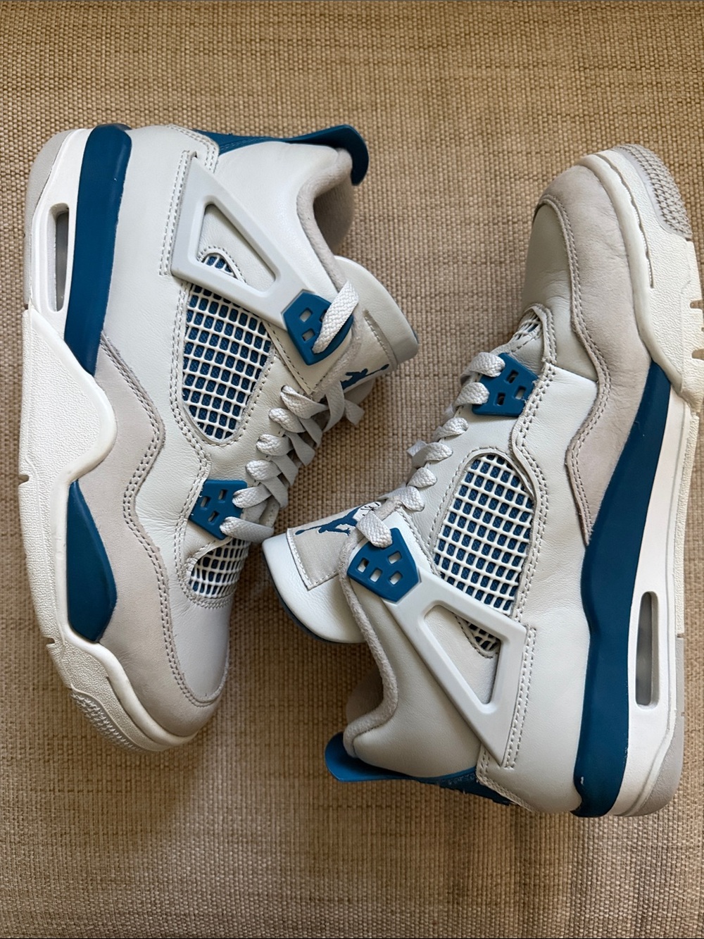 Nike Air Jordan 4 Retro Military Blue GS White Blue Sneakers Size6.5Y HF4281-141 - Picture 8 of 14